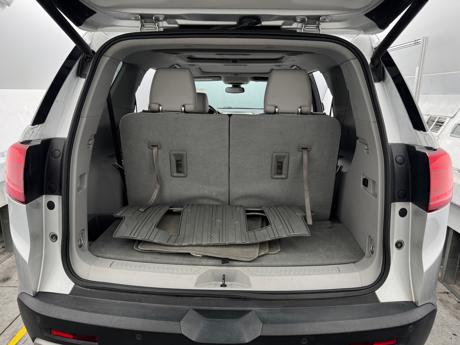 Thumbnail: 2017 GMC Acadia - 6