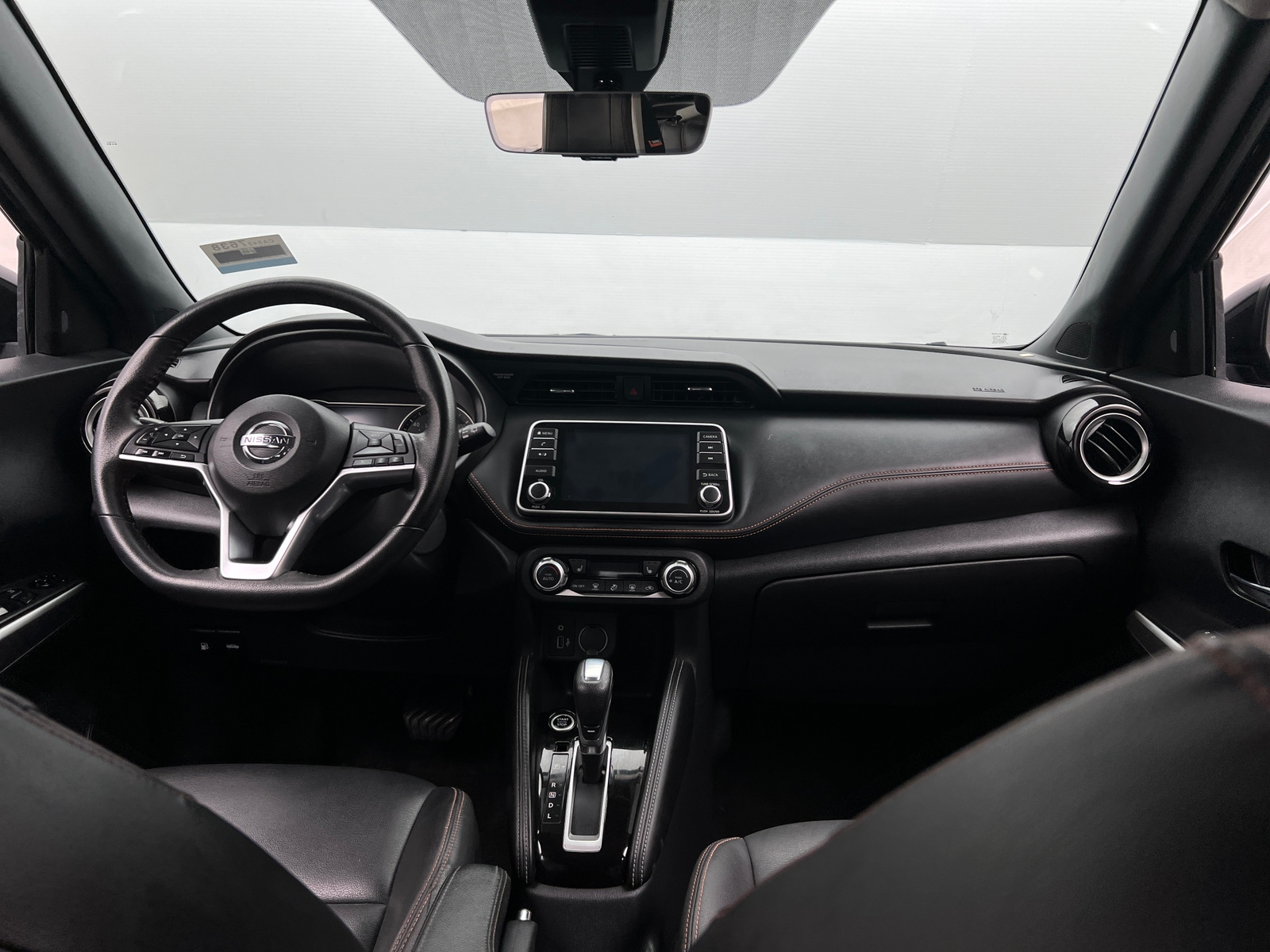 Thumbnail: 2020 Nissan Kicks - 3
