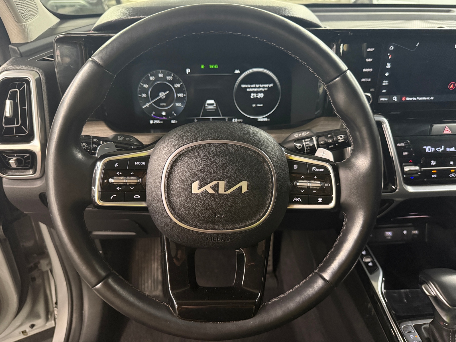 Thumbnail: 2023 Kia Sorento - 4