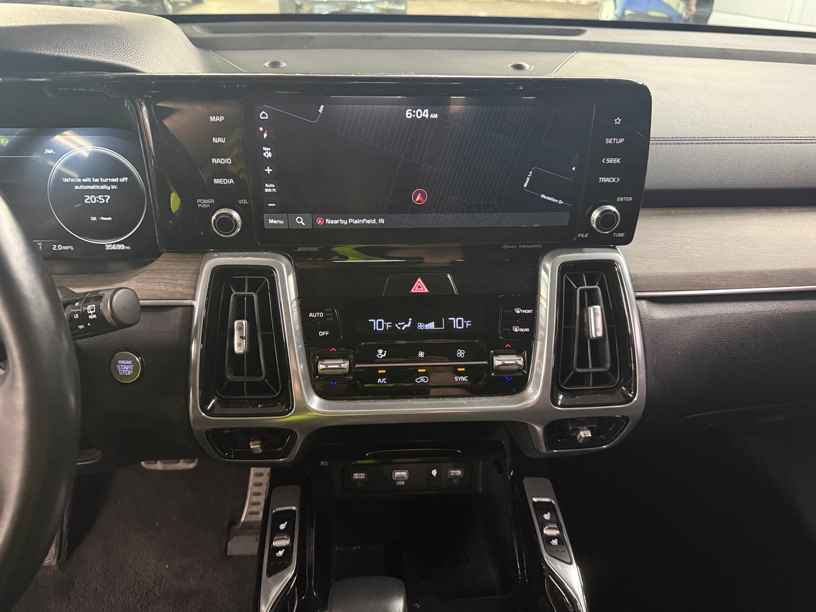 Thumbnail: 2023 Kia Sorento - 3