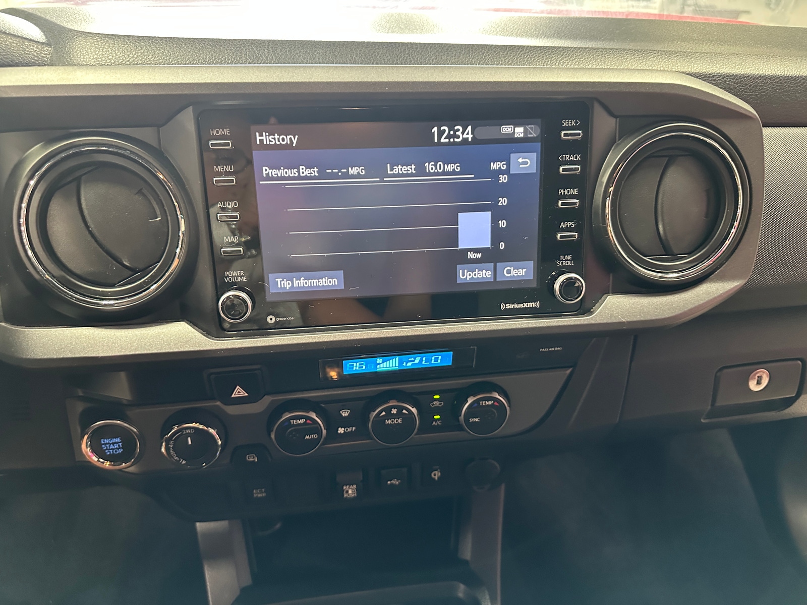 Thumbnail: 2021 Toyota Tacoma - 4