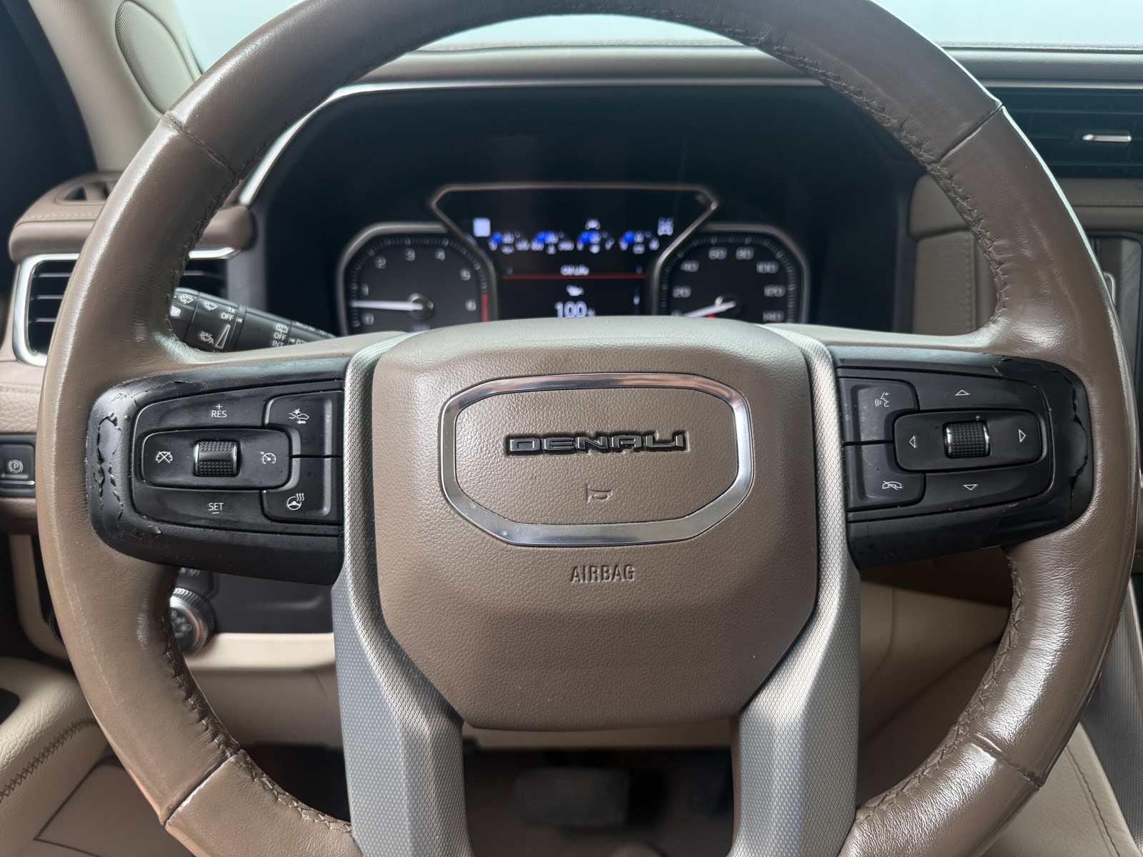 Thumbnail: 2021 GMC Yukon - 4