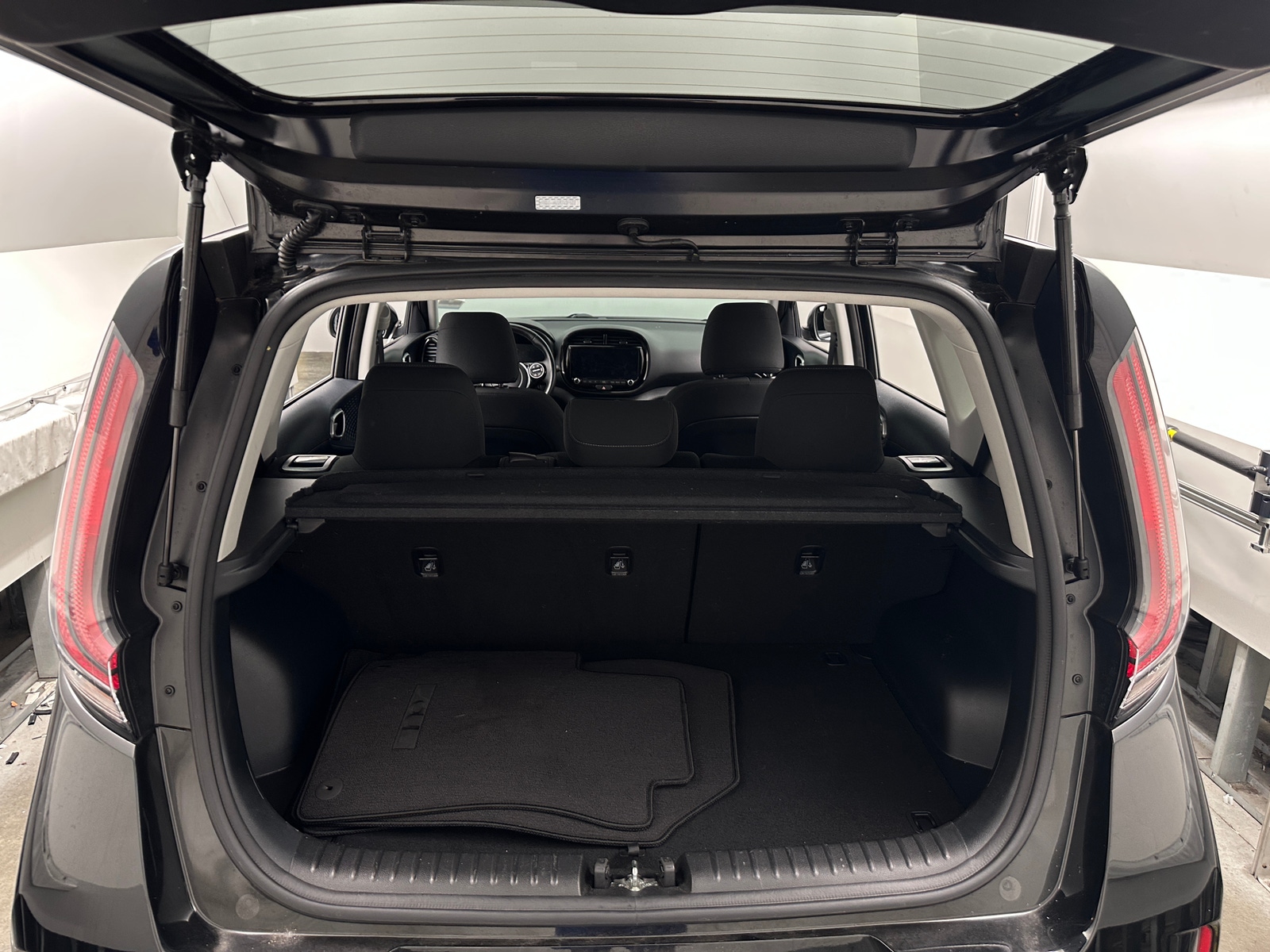 Thumbnail: 2024 Kia Soul - 7