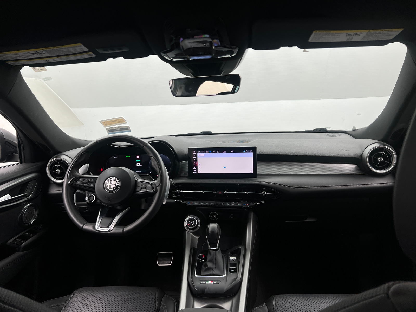 Thumbnail: 2024 Alfa Romeo Tonale - 2