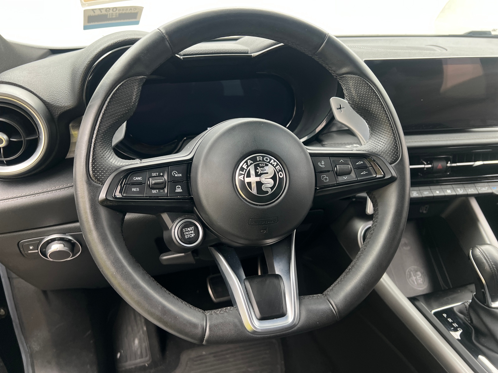 Thumbnail: 2024 Alfa Romeo Tonale - 4