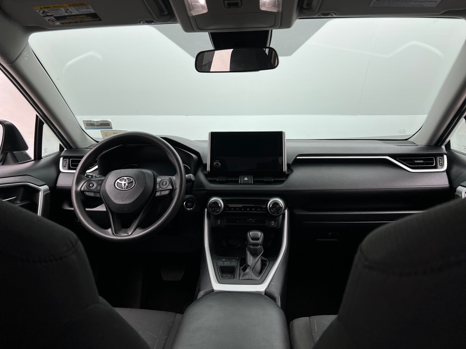 Thumbnail: 2024 Toyota RAV4 - 3