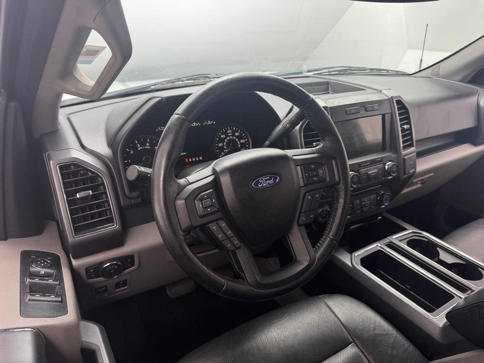 Thumbnail: 2018 Ford Econoline - 5