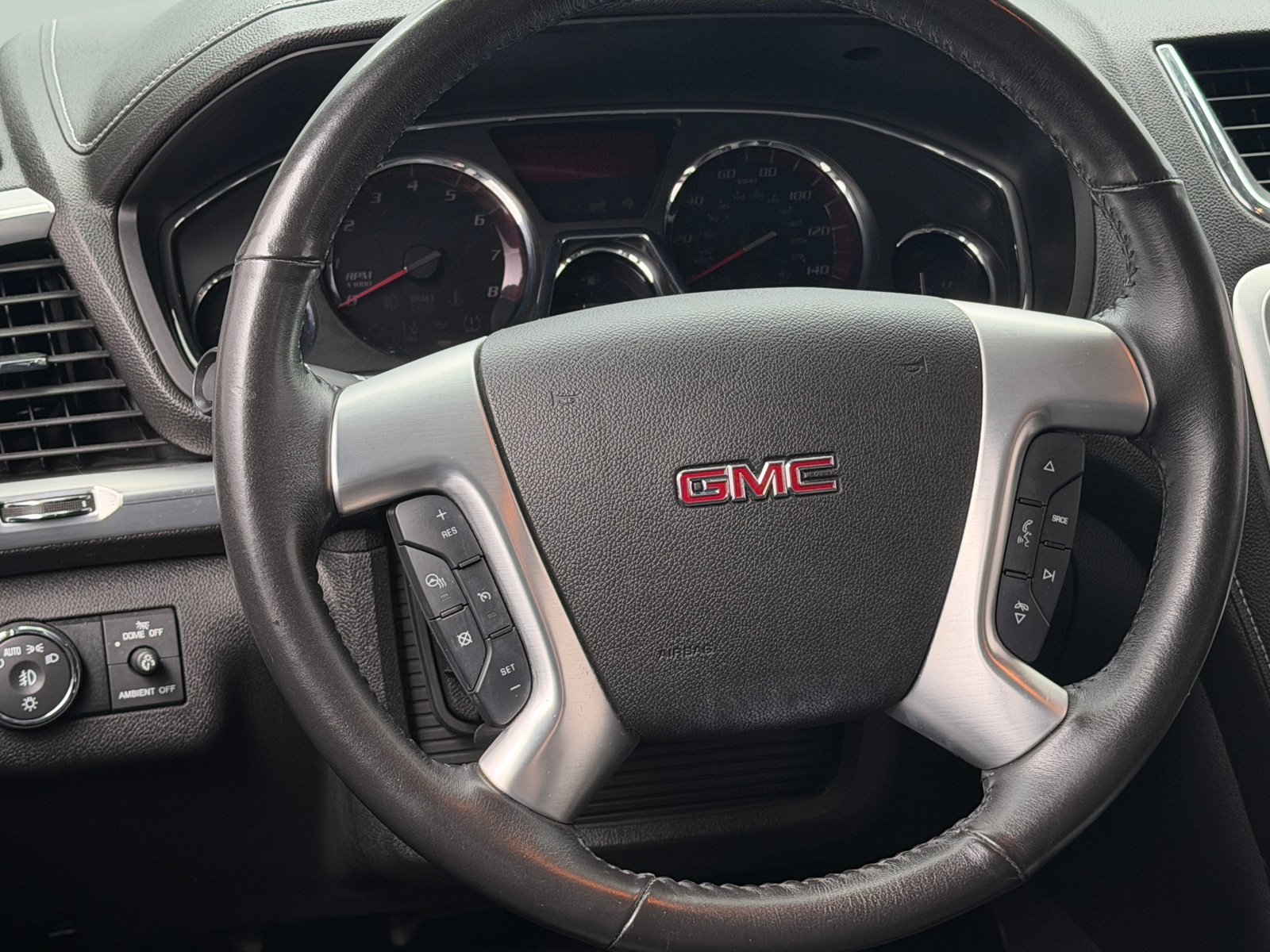 Thumbnail: 2017 GMC Acadia - 4
