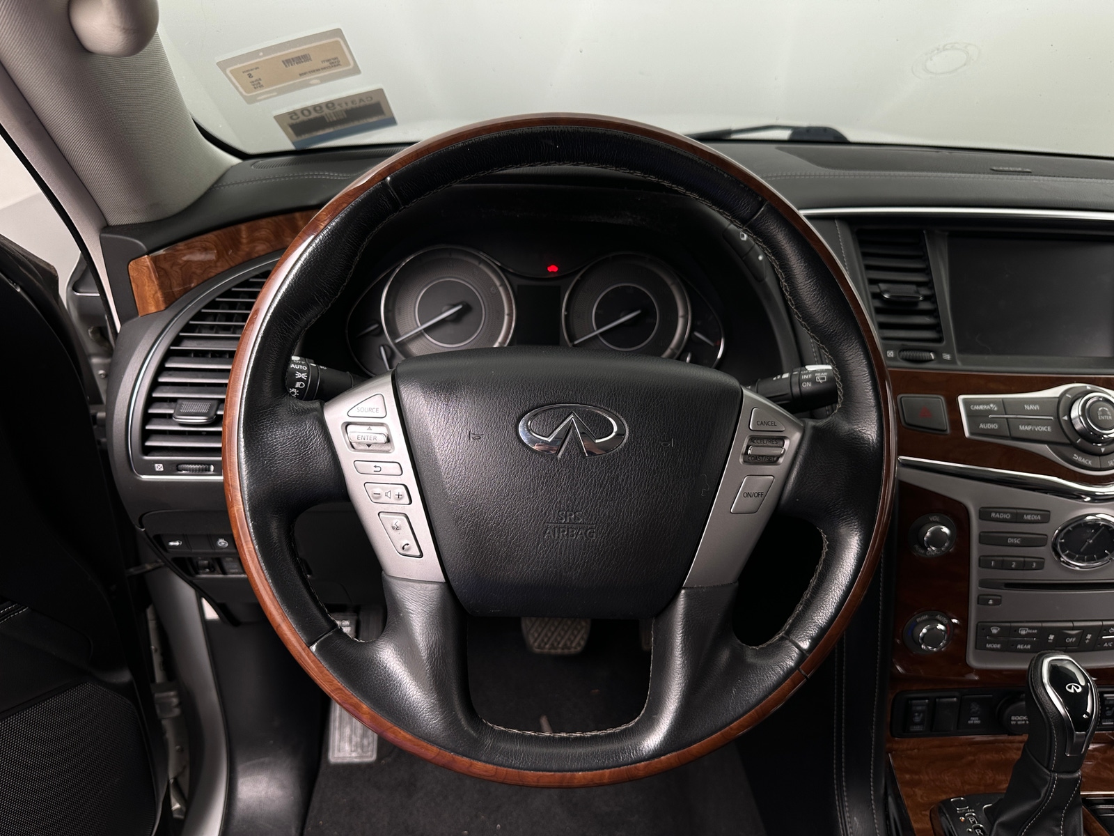 Thumbnail: 2019 INFINITI QX80 - 4