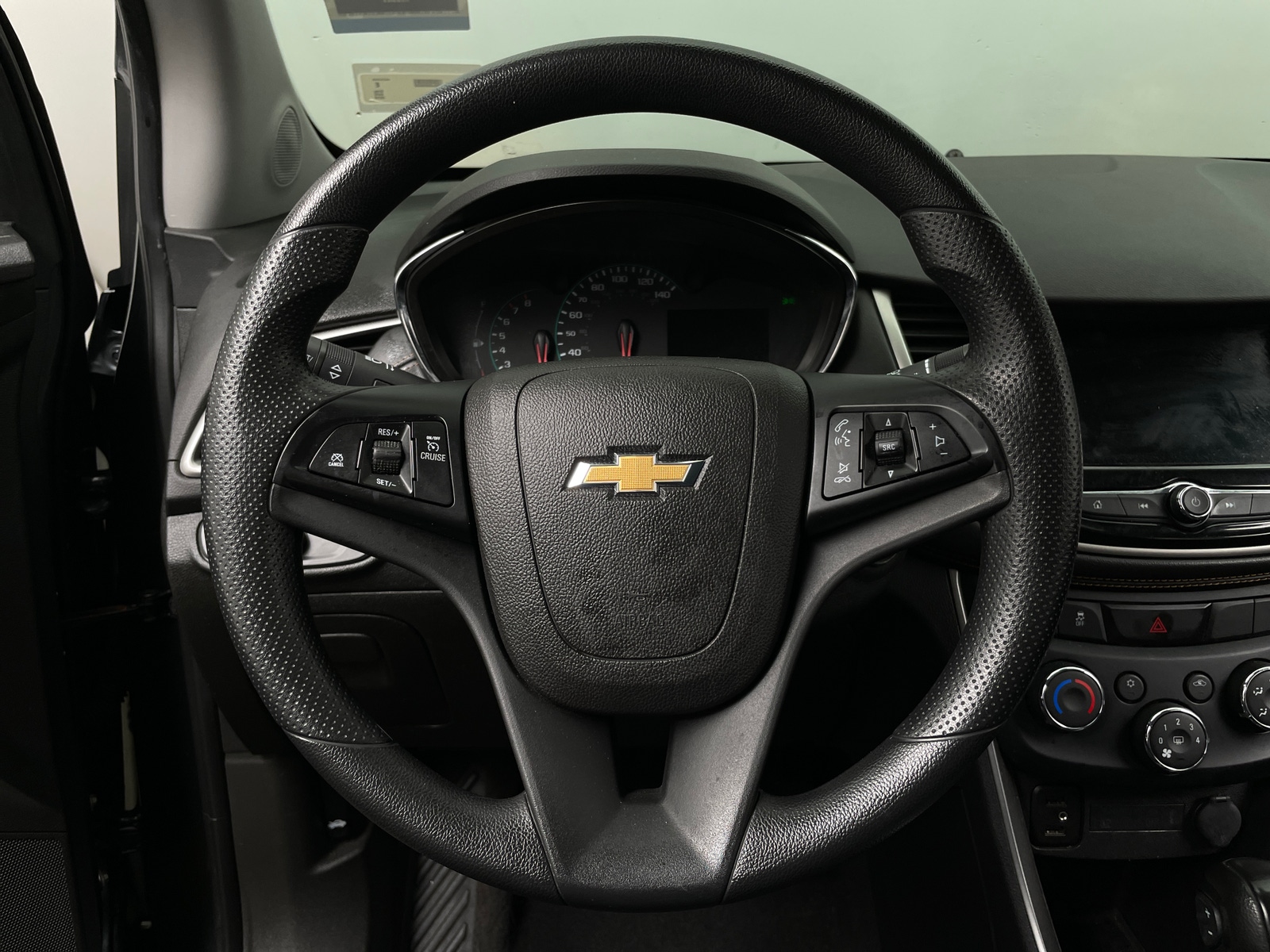 Thumbnail: 2019 Chevrolet Trax - 5