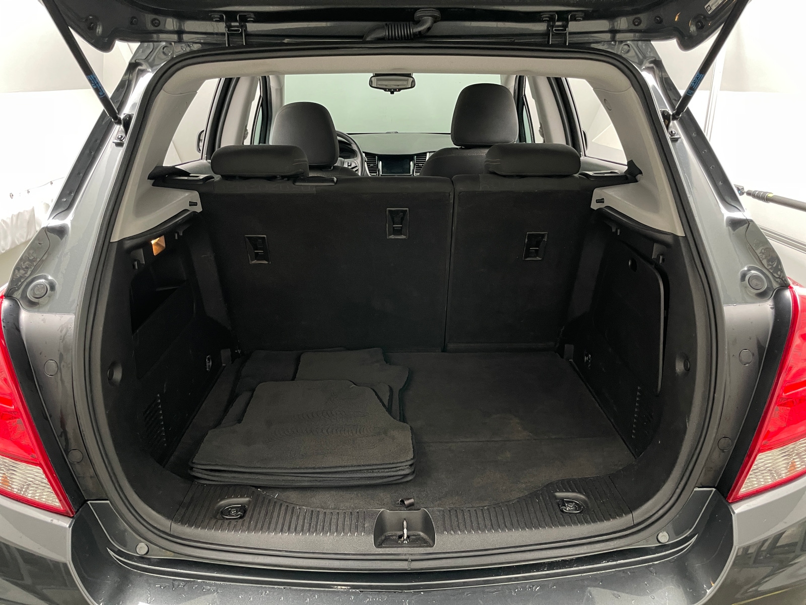 Thumbnail: 2019 Chevrolet Trax - 7