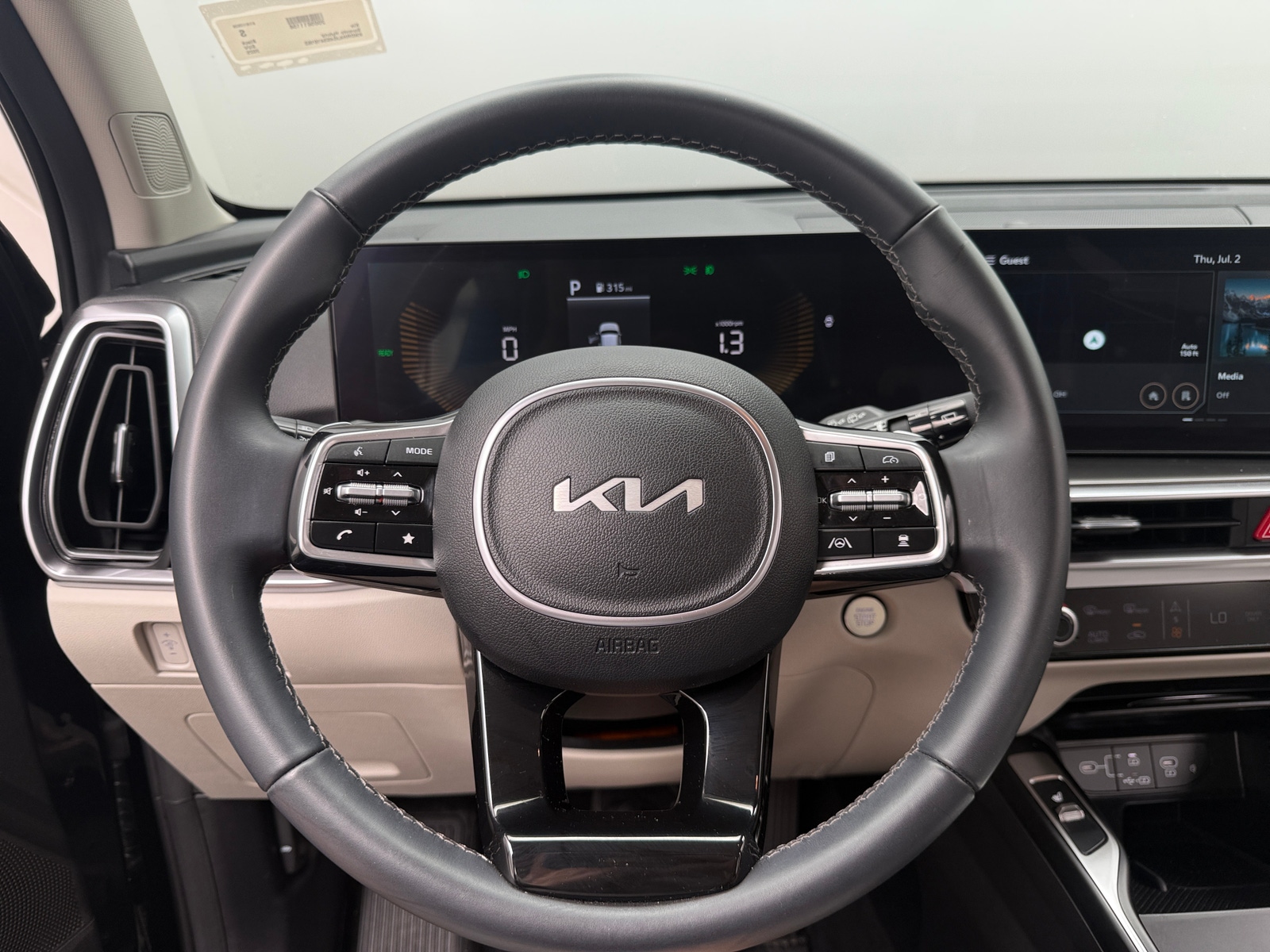 Thumbnail: 2025 Kia Sorento - 4