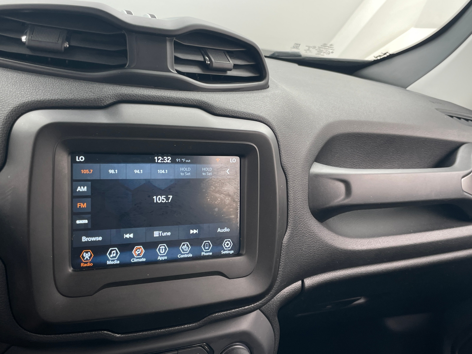Thumbnail: 2020 Jeep Renegade - 3