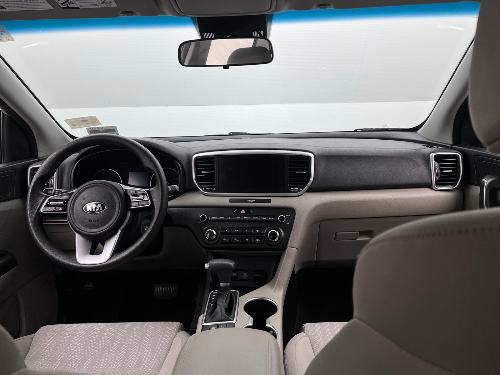 Thumbnail: 2020 Kia Sportage - 3
