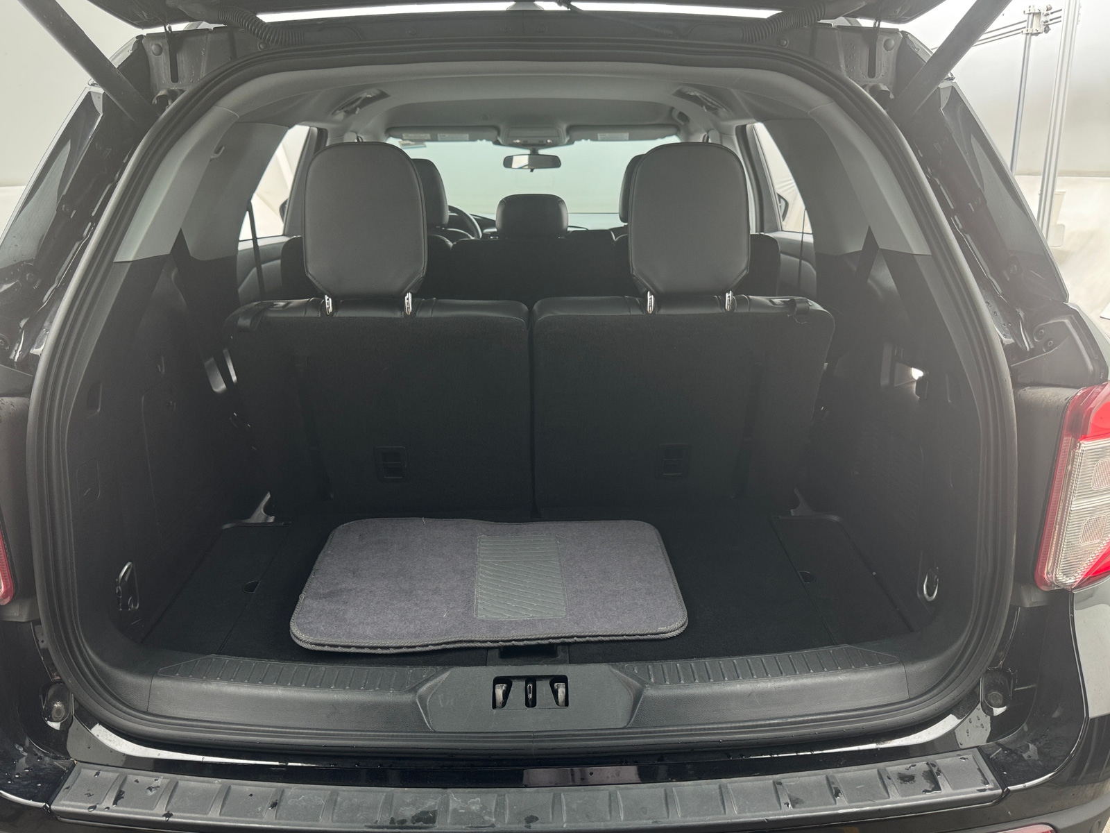 Thumbnail: 2023 Ford Explorer - 7