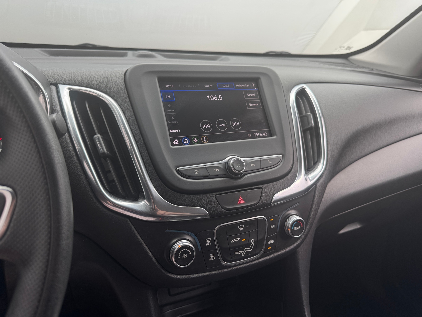 Thumbnail: 2020 Chevrolet Equinox - 4