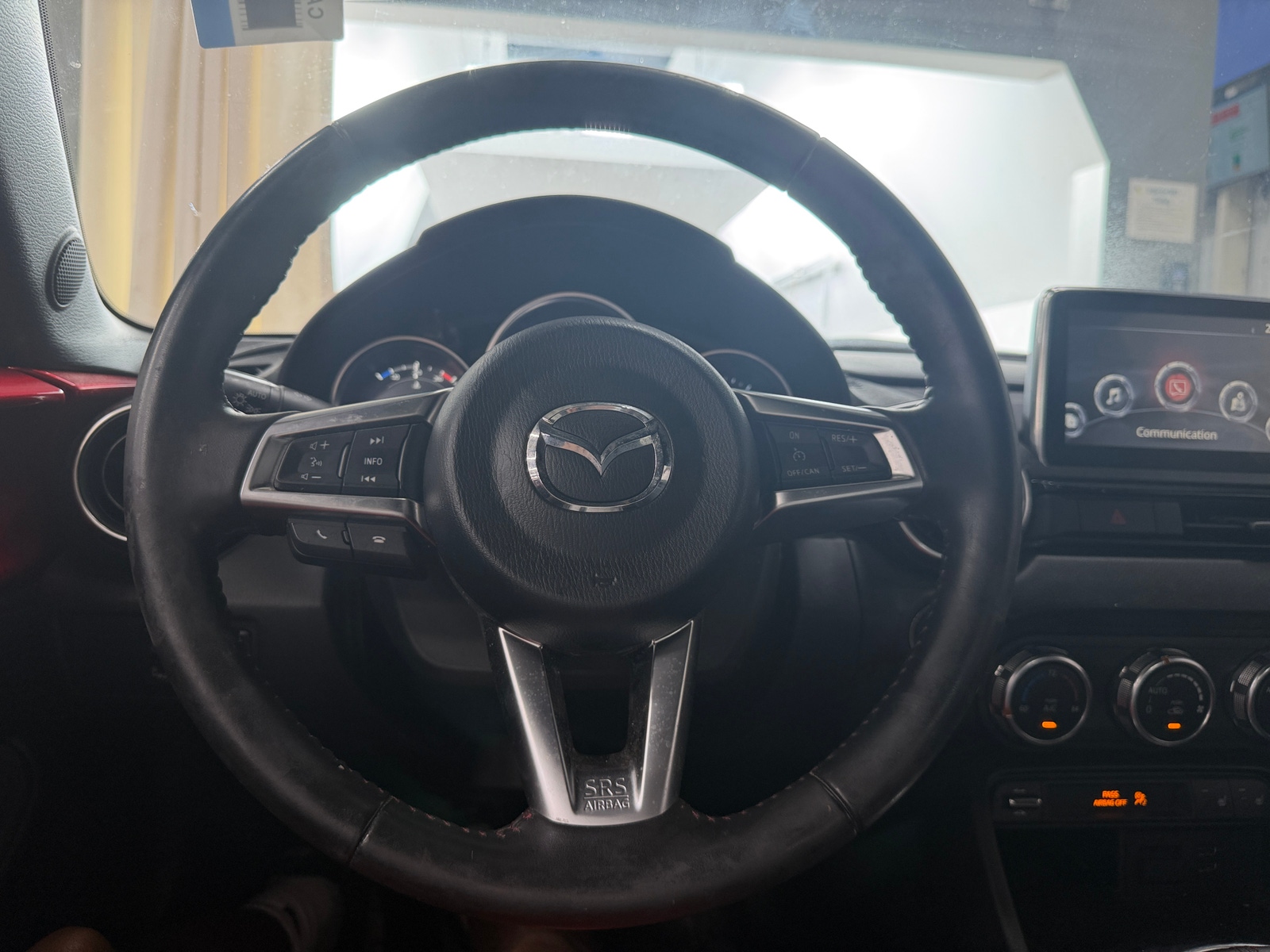 Thumbnail: 2017 Mazda MX-5 Miata - 4
