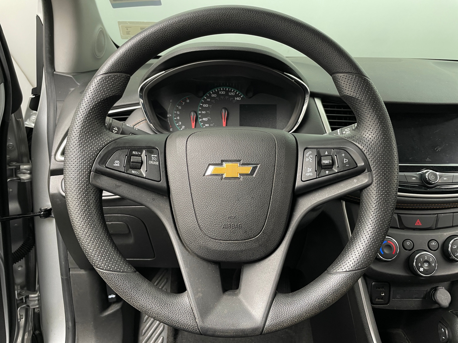 Thumbnail: 2020 Chevrolet Trax - 5