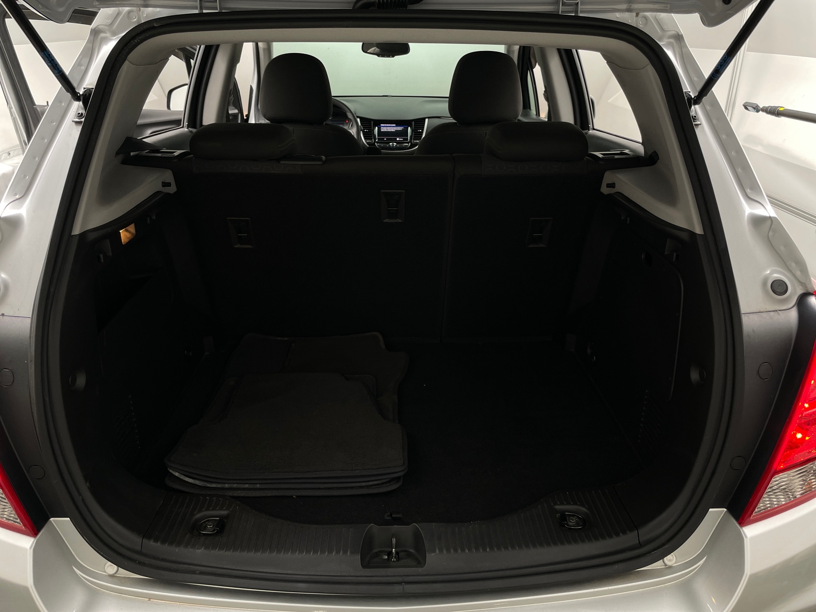 Thumbnail: 2020 Chevrolet Trax - 7