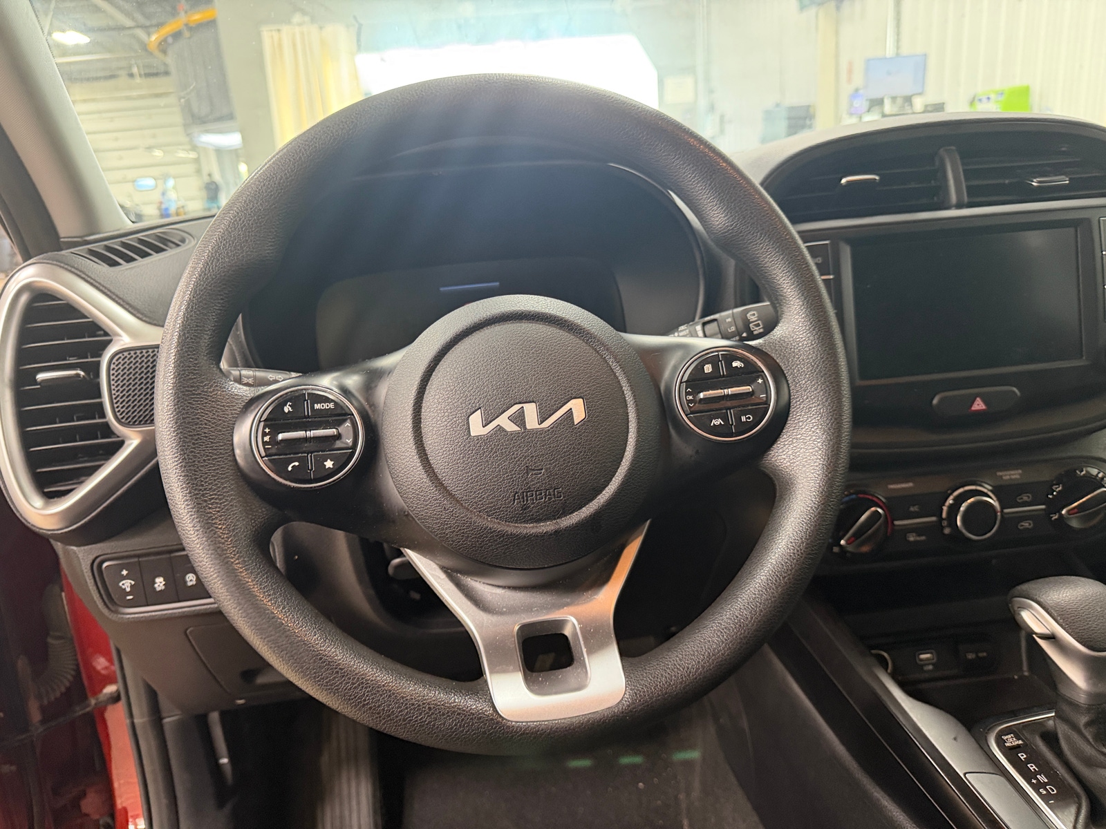 Thumbnail: 2023 Kia Soul - 5