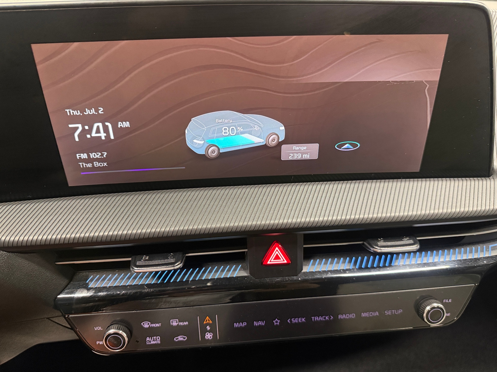 Thumbnail: 2022 Kia EV6 - 3