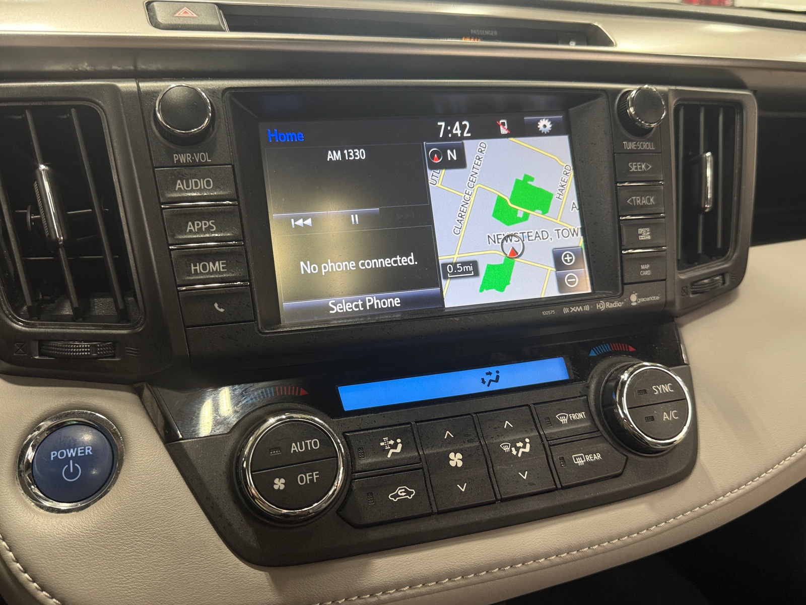 Thumbnail: 2016 Toyota RAV4 - 4