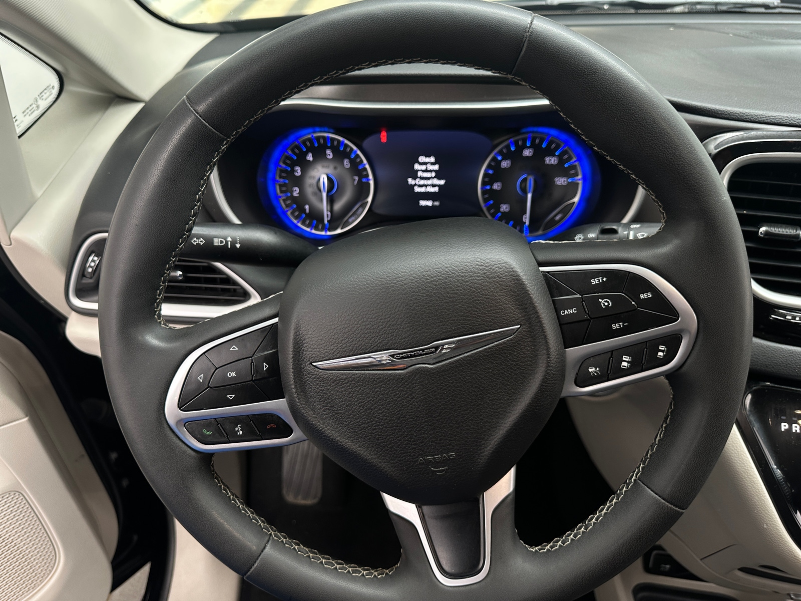 Thumbnail: 2024 Chrysler Pacifica - 4