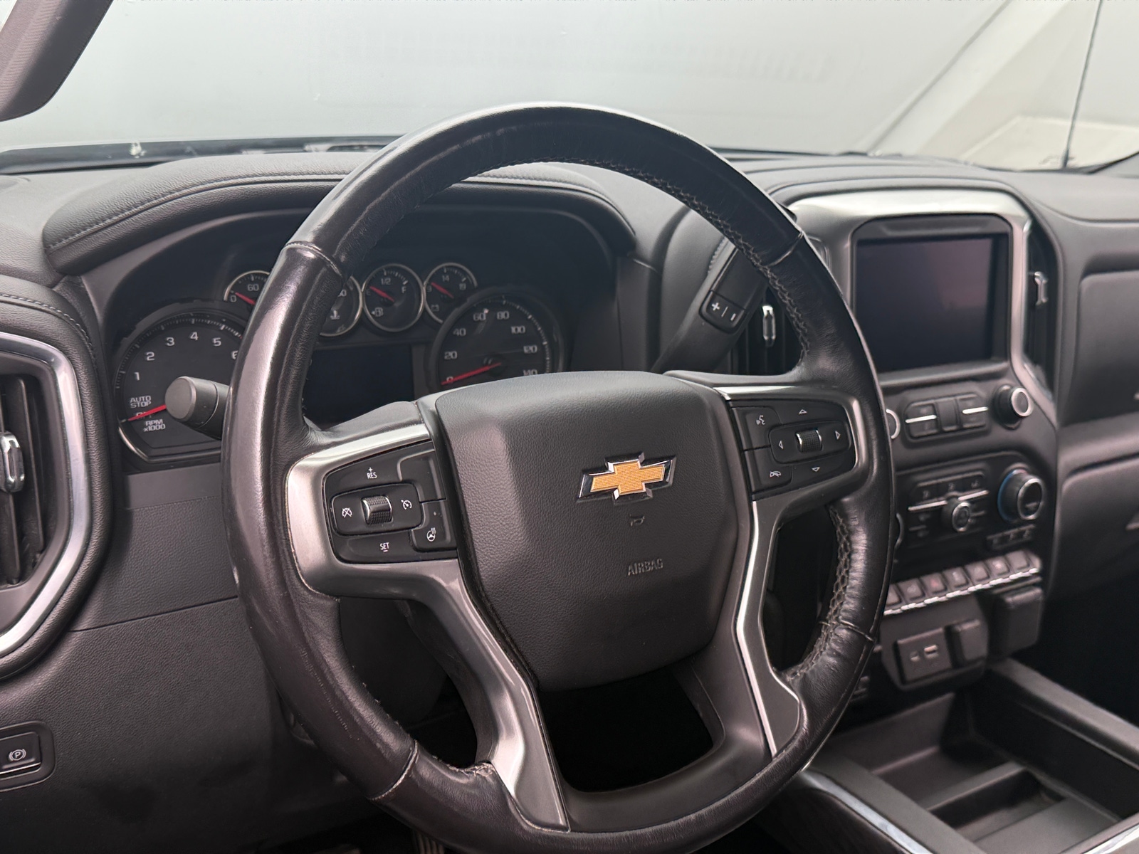 Thumbnail: 2019 Chevrolet Silverado 1500 - 4