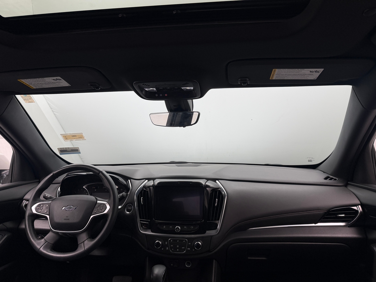 Thumbnail: 2023 Chevrolet Traverse - 2