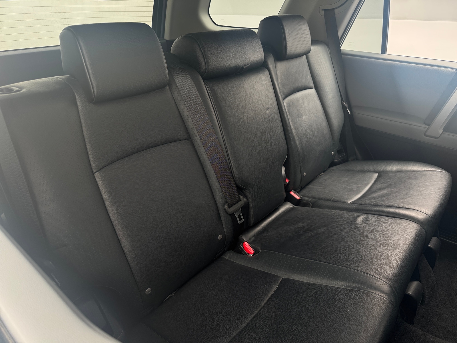 Thumbnail: 2010 Toyota 4Runner - 6