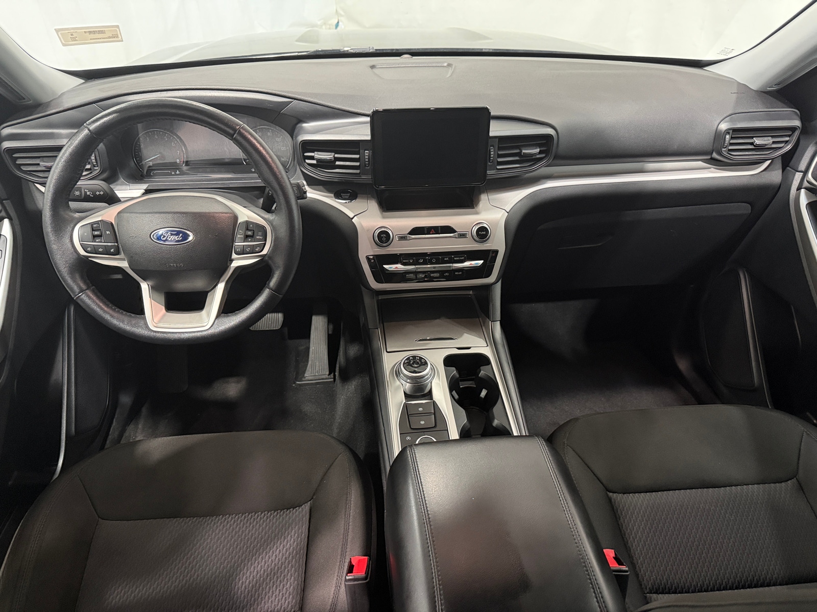 Thumbnail: 2023 Ford Explorer - 3