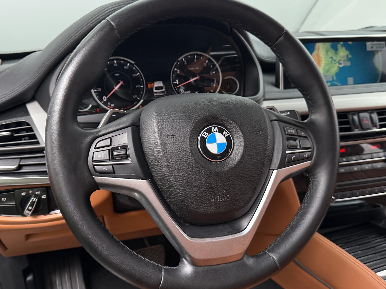 Thumbnail: 2016 BMW X6 - 4