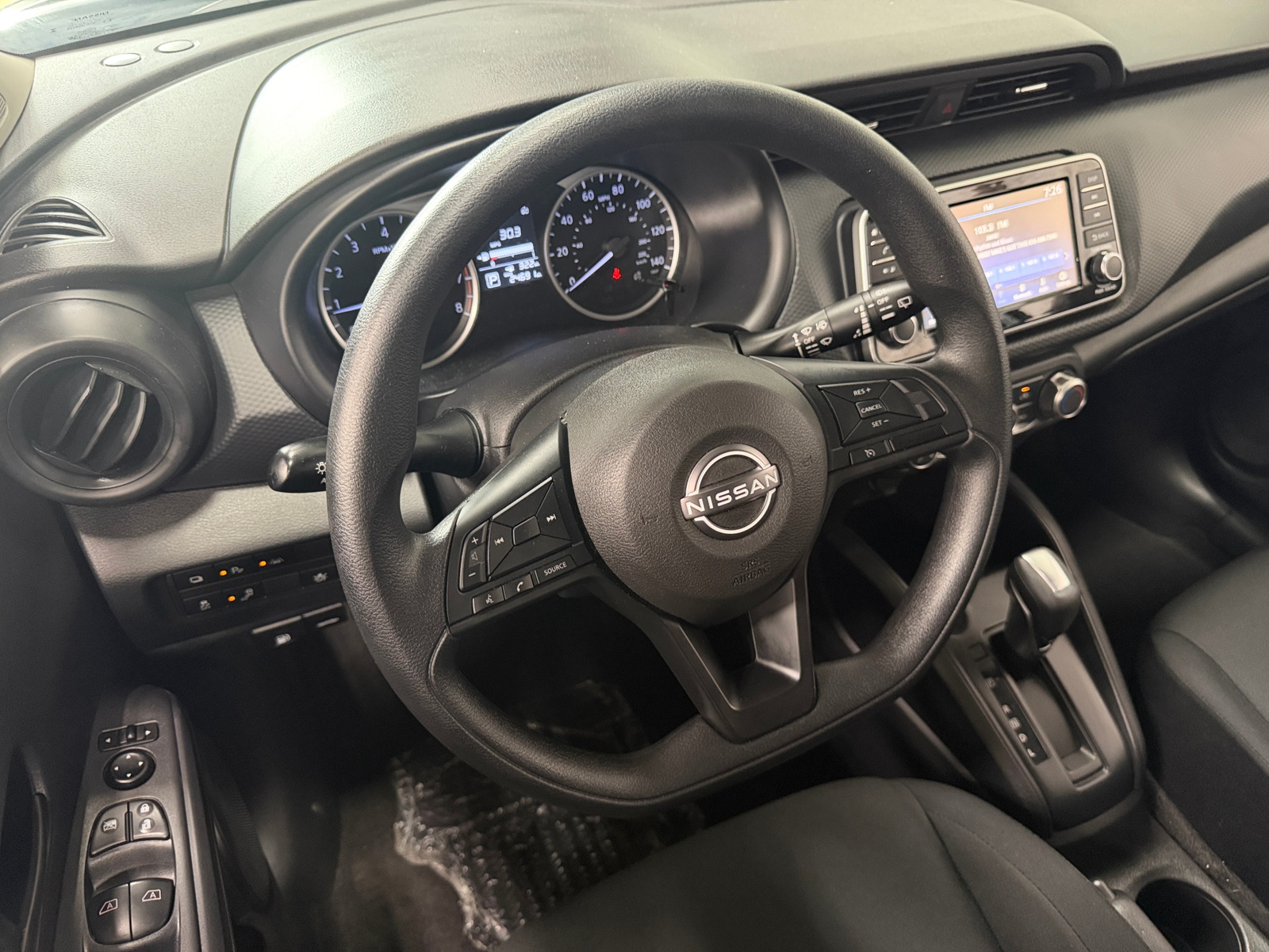Thumbnail: 2023 Nissan Kicks - 5