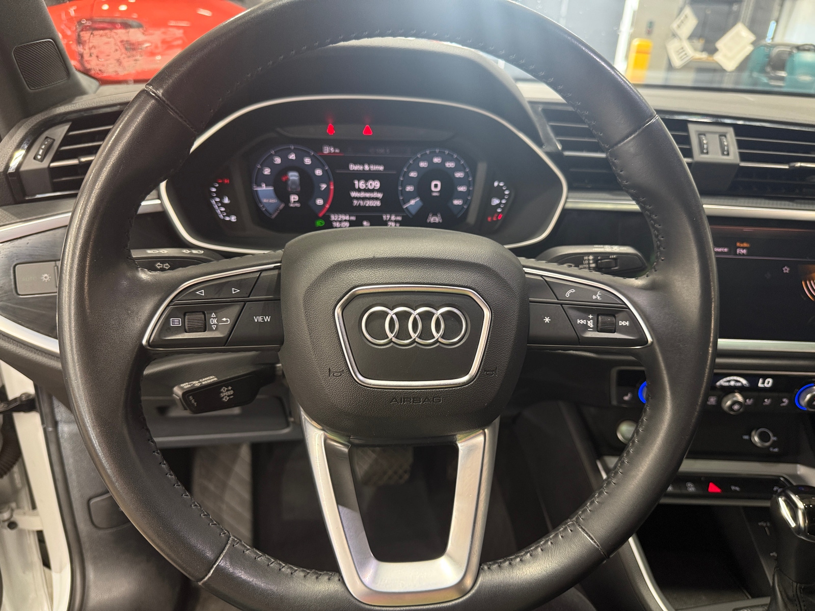 Thumbnail: 2020 Audi Q3 - 4