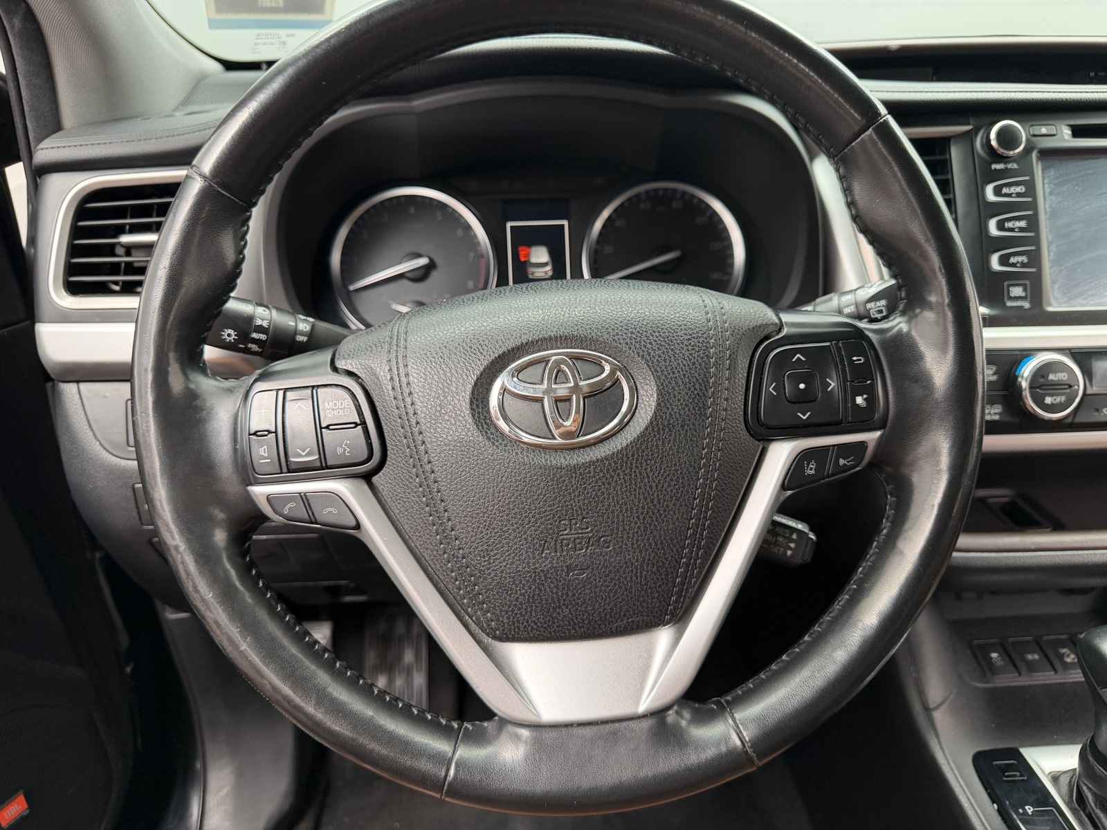 Thumbnail: 2018 Toyota Highlander - 4