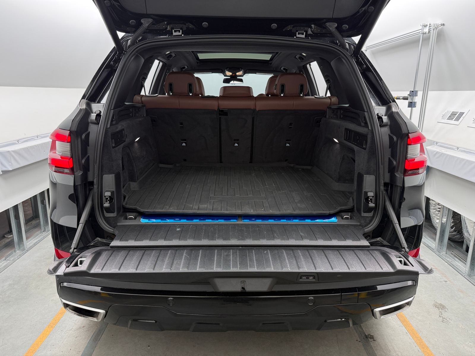 Thumbnail: 2023 BMW X5 - 6