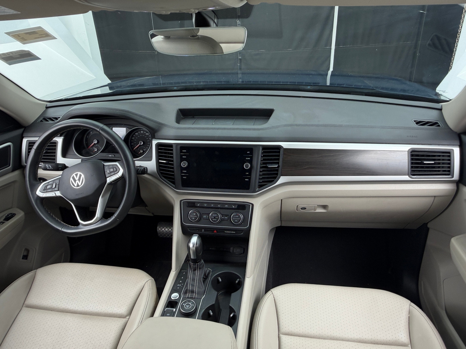 Thumbnail: 2021 Volkswagen Atlas - 2