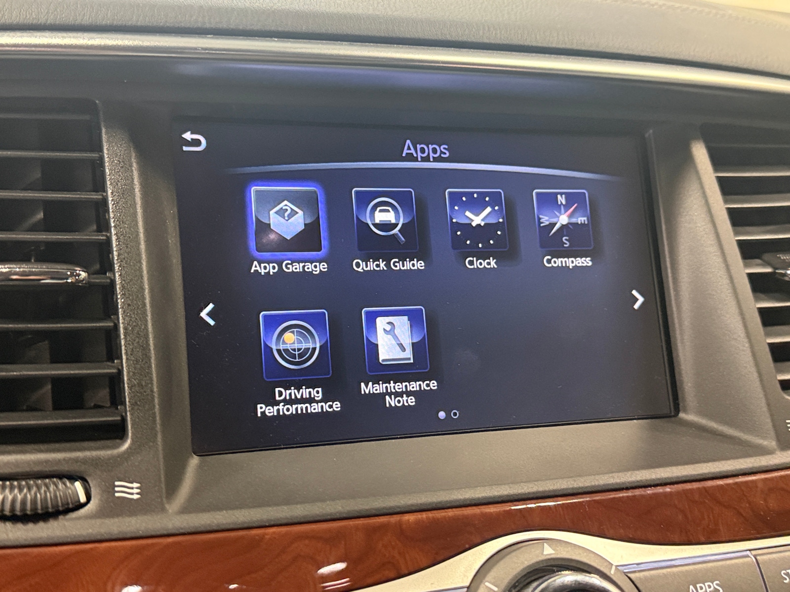 Thumbnail: 2019 INFINITI QX80 - 3