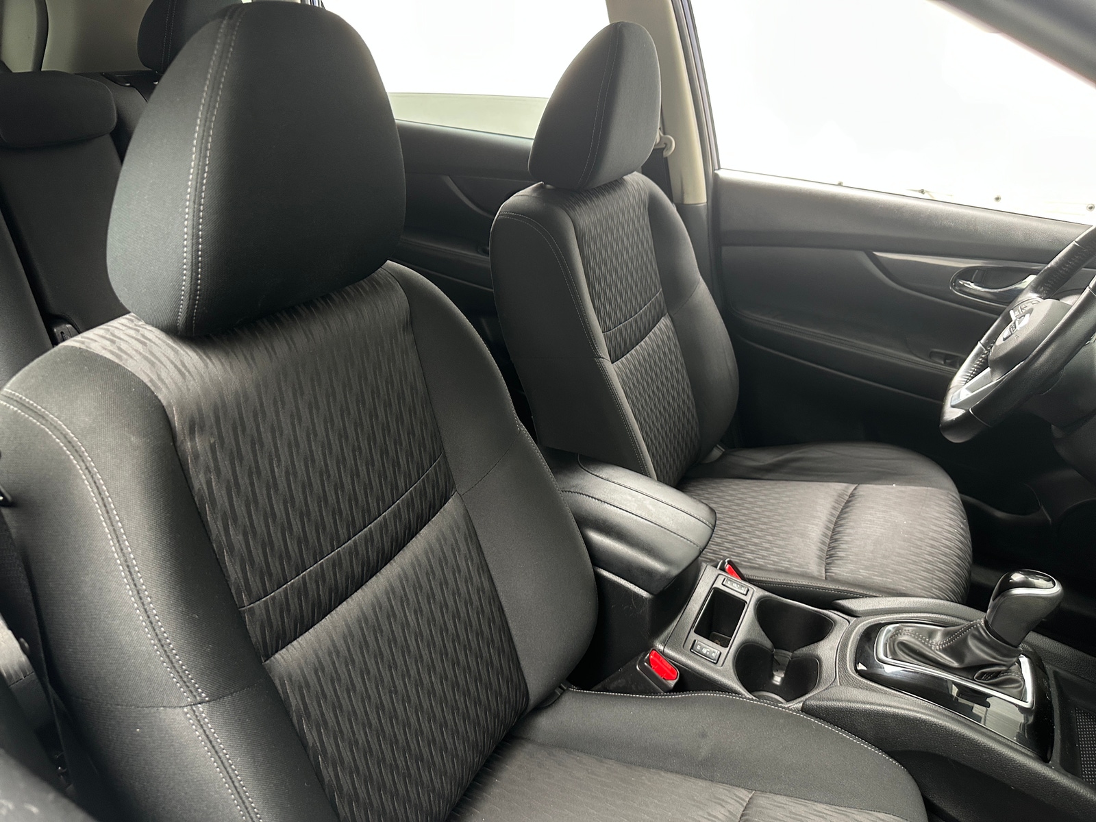 Thumbnail: 2020 Nissan Rogue - 2