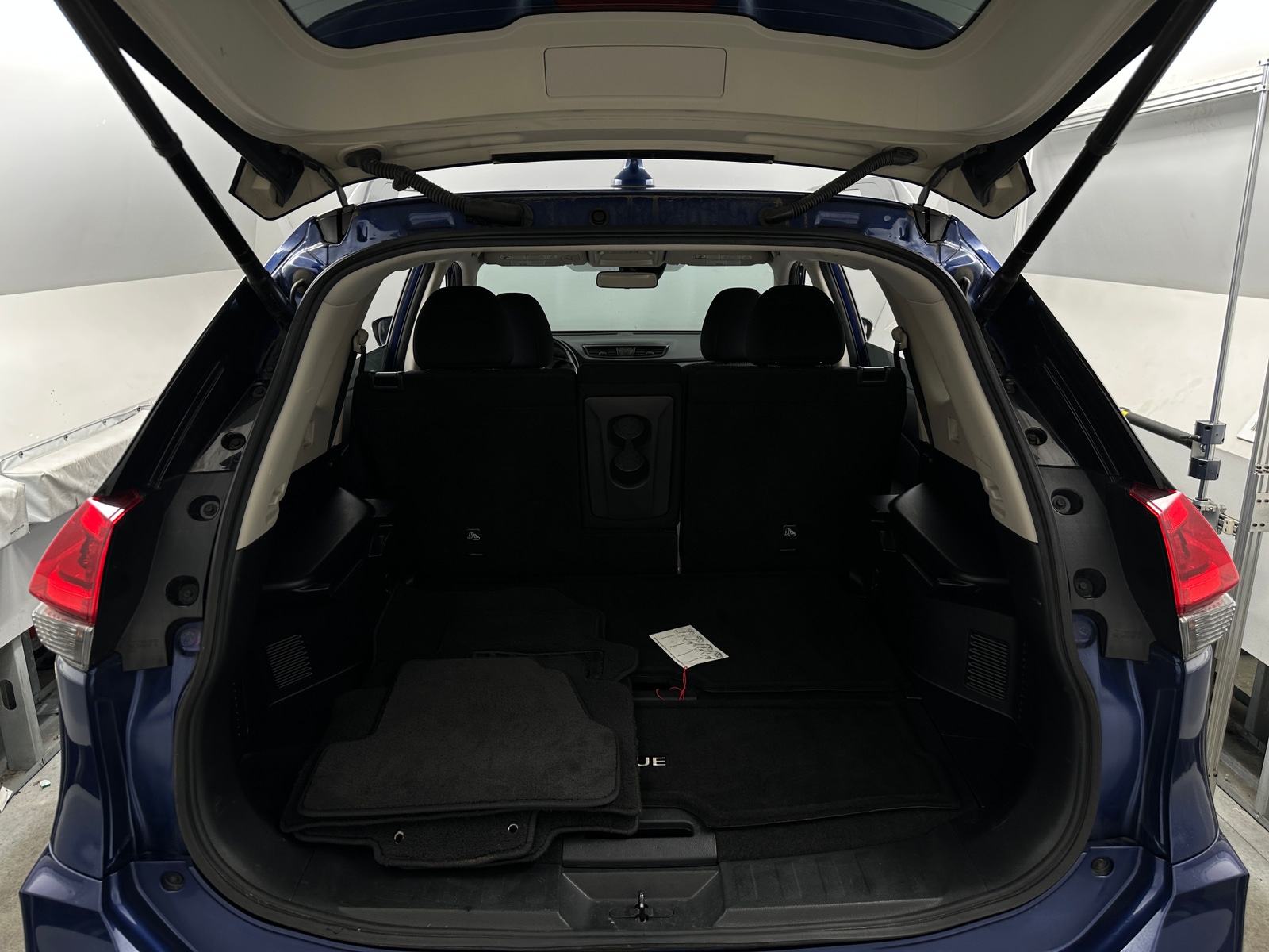 Thumbnail: 2020 Nissan Rogue - 7