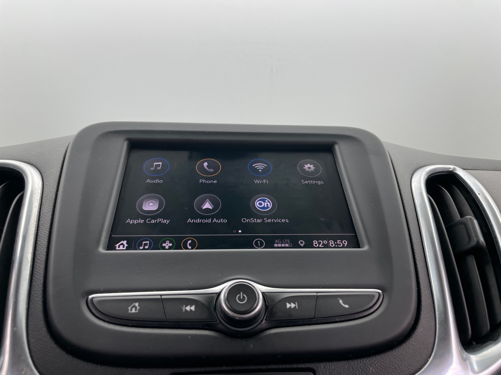 Thumbnail: 2020 Chevrolet Equinox - 4