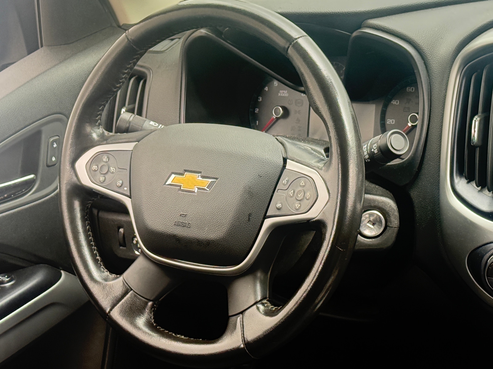 Thumbnail: 2020 Chevrolet Colorado - 4