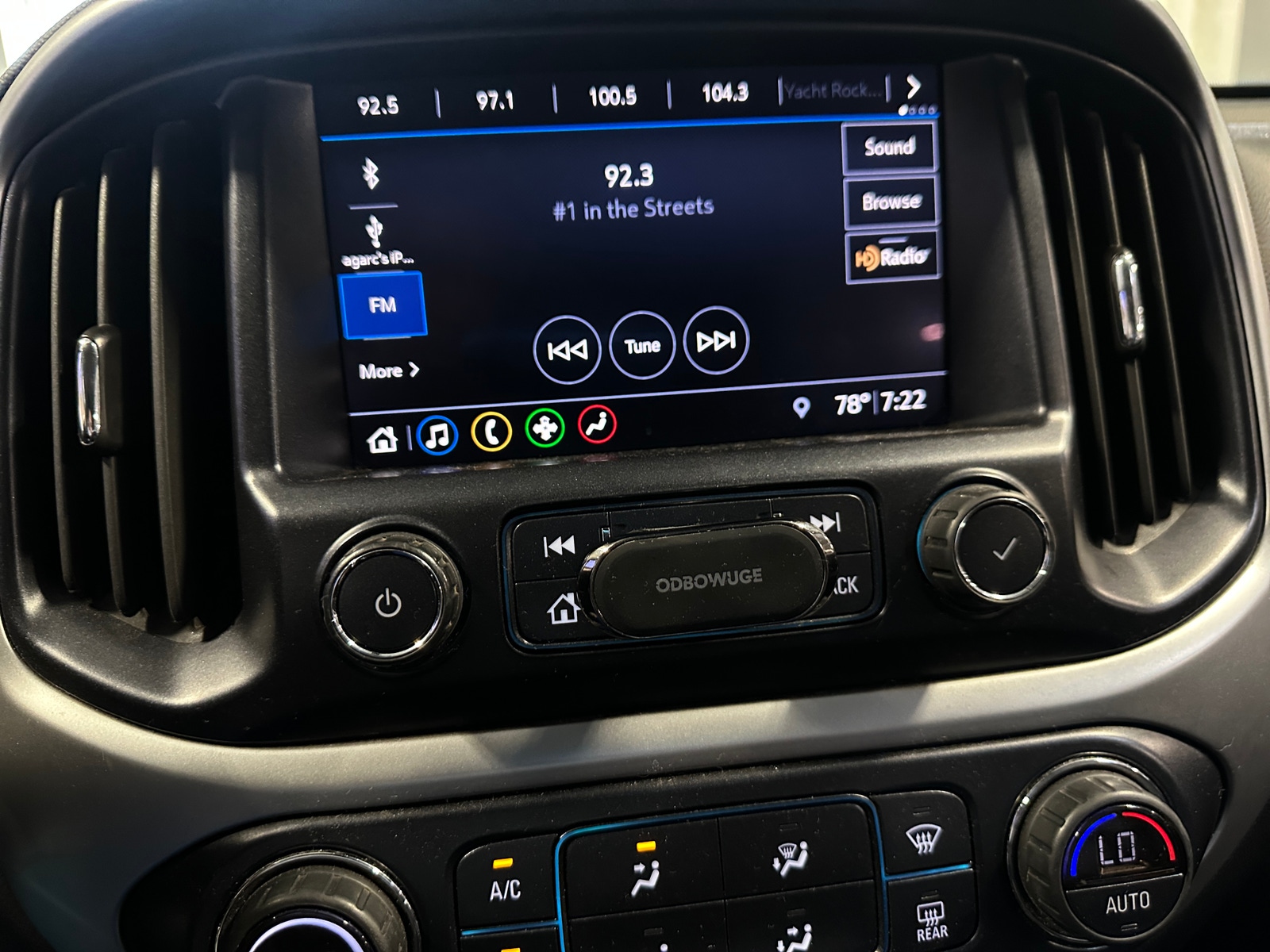 Thumbnail: 2020 Chevrolet Colorado - 3