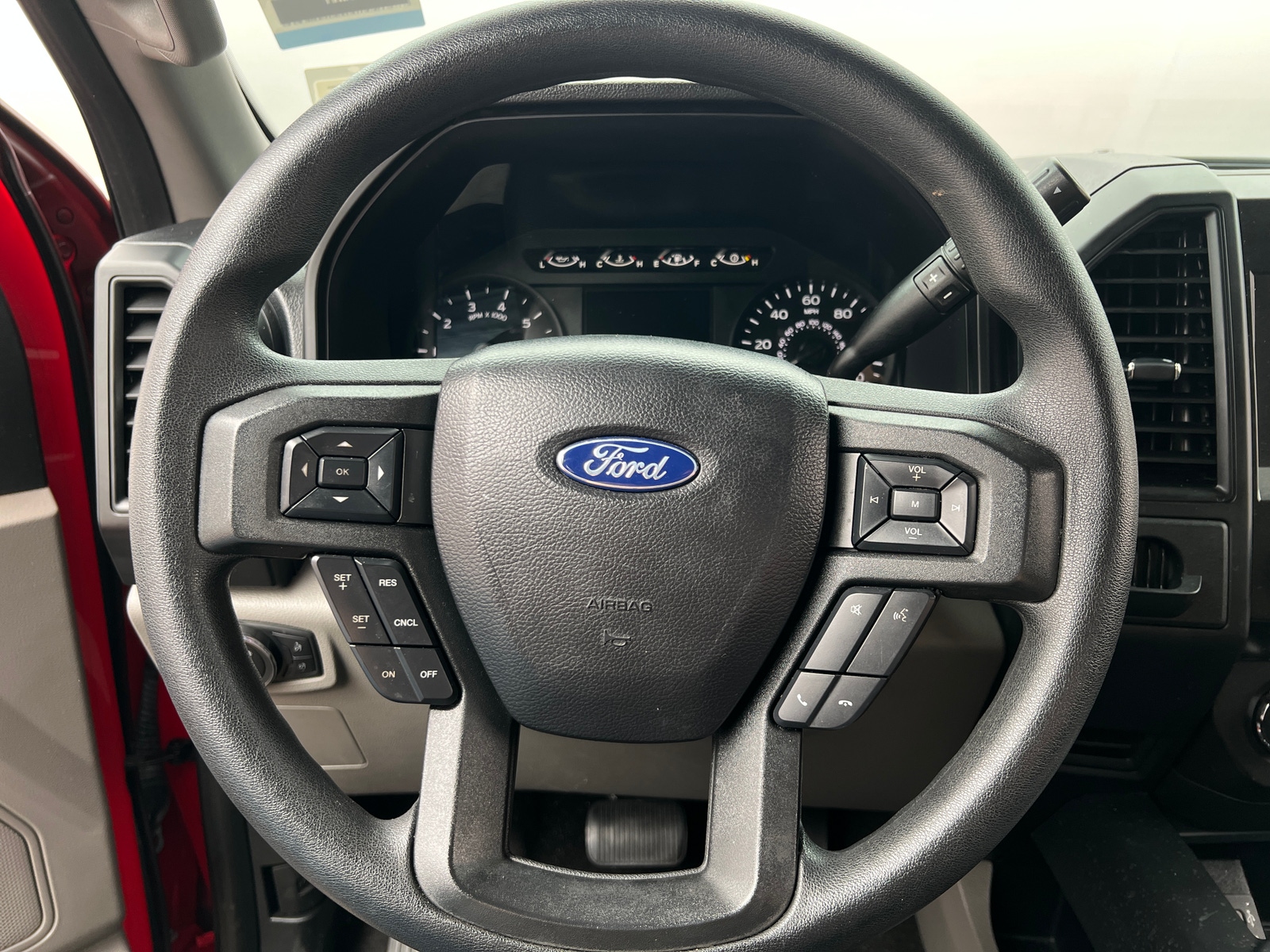 Thumbnail: 2020 Ford Econoline - 5
