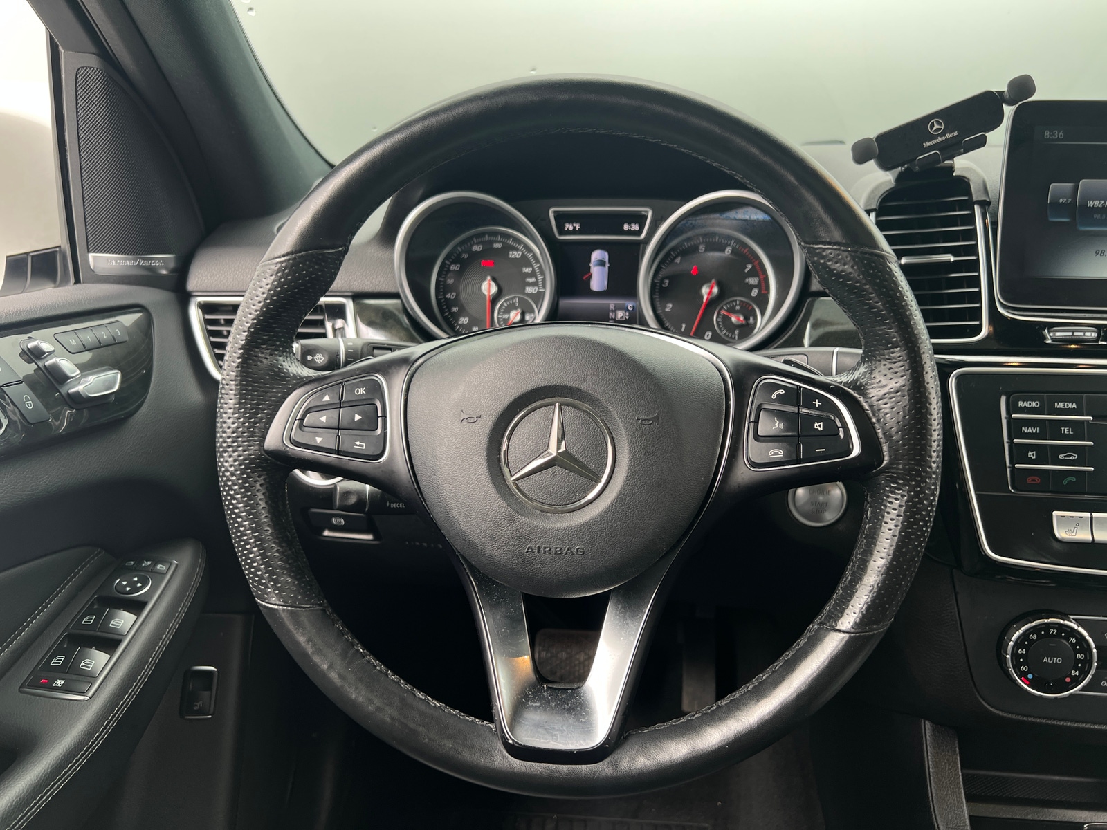 Thumbnail: 2017 Mercedes-Benz GLE - 4