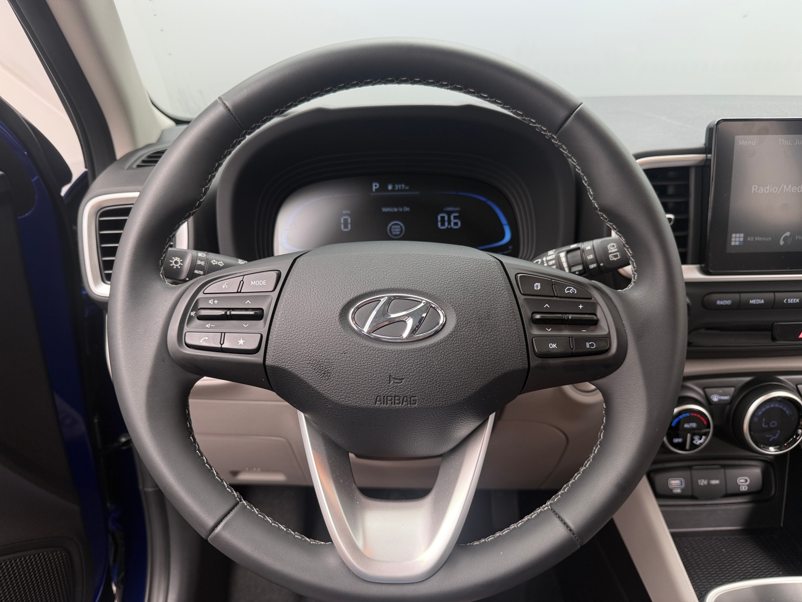 Thumbnail: 2025 Hyundai Venue - 5