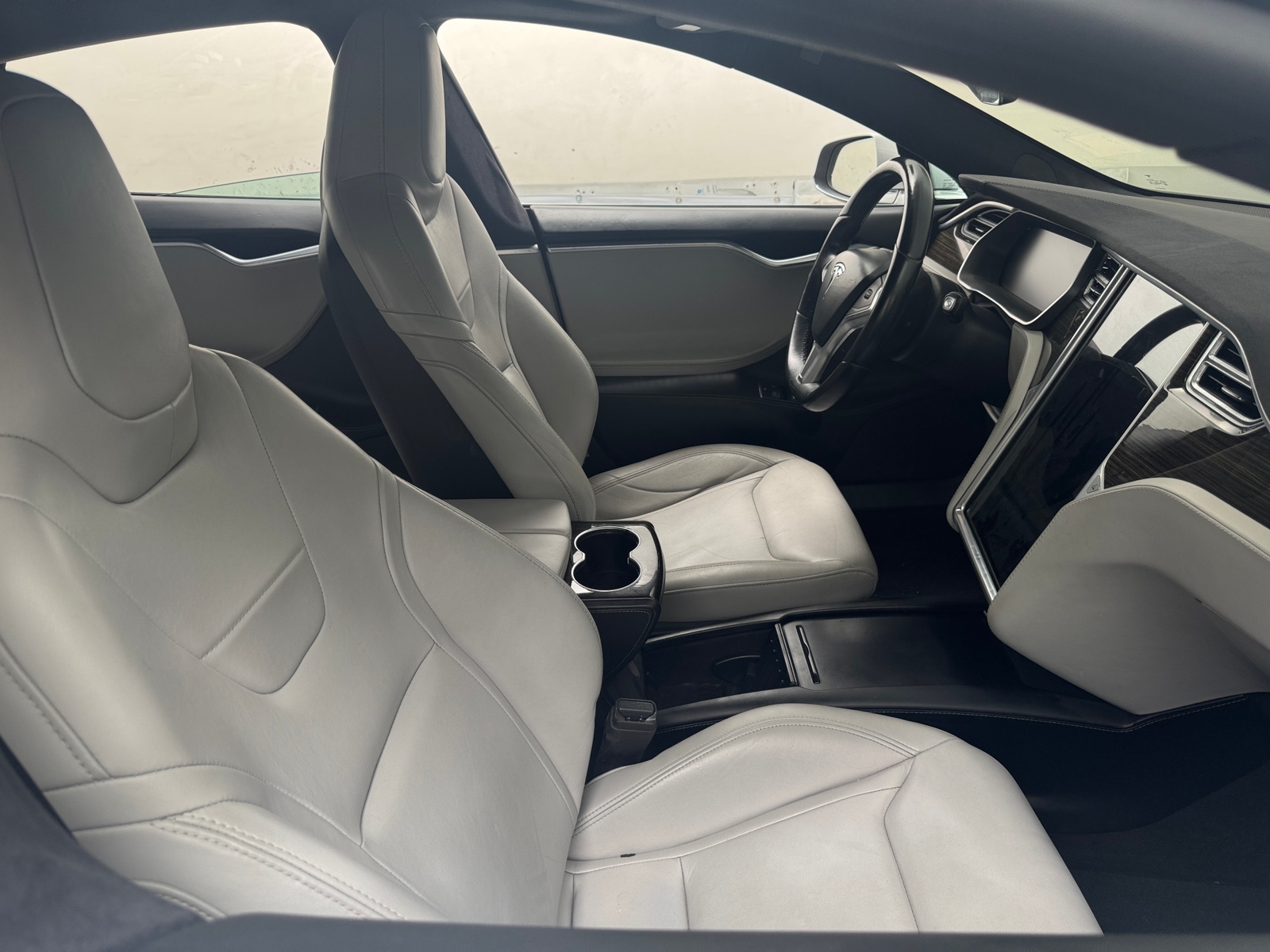 Thumbnail: 2016 Tesla Model S - 2