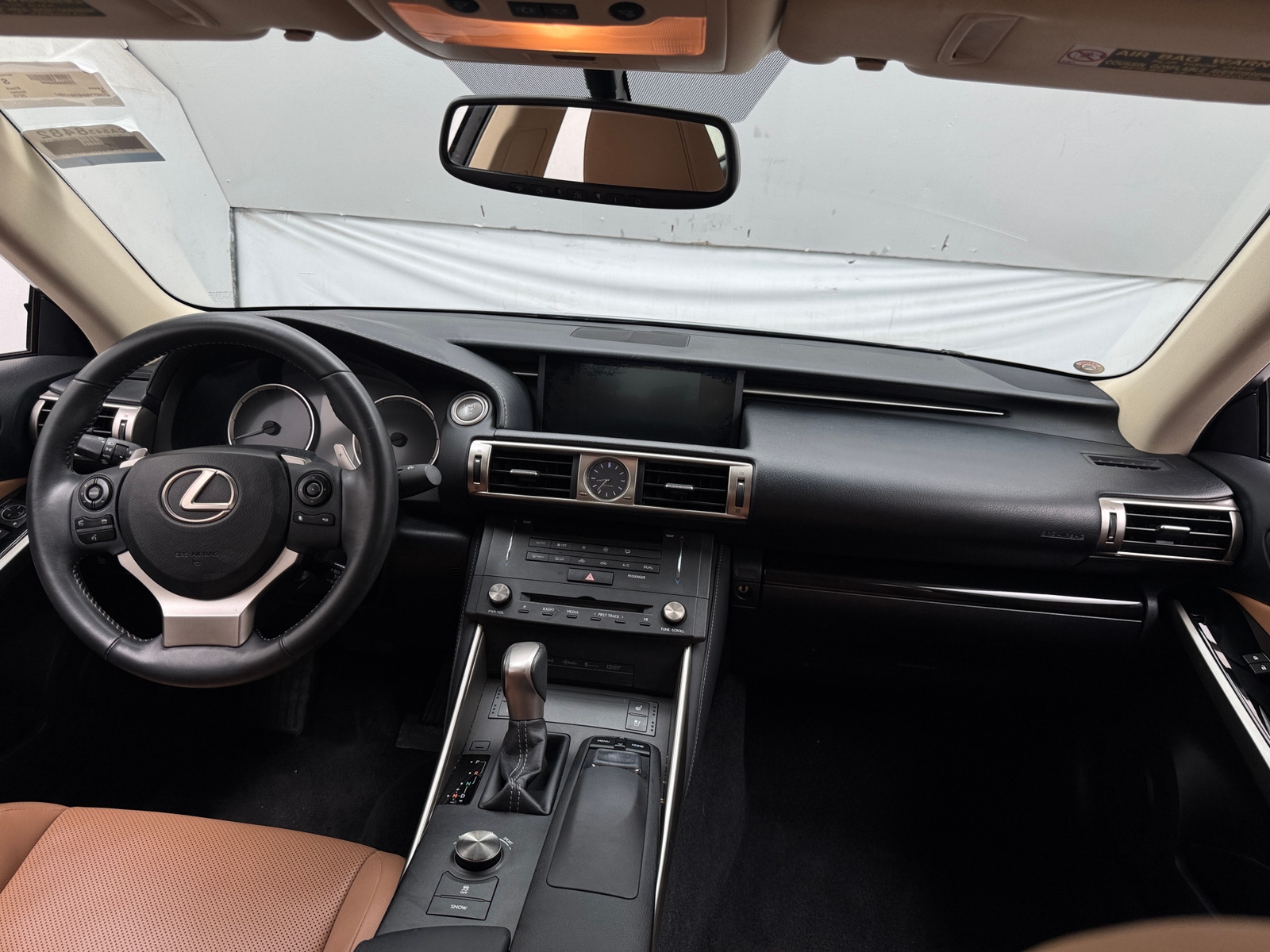 Thumbnail: 2015 Lexus IS - 2