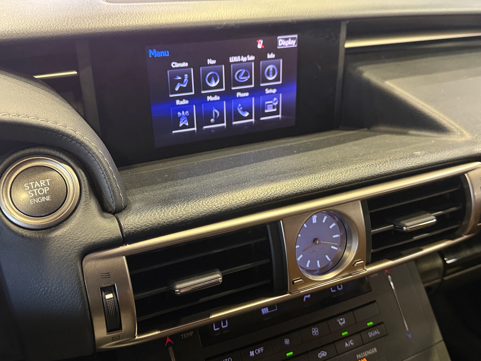 Thumbnail: 2015 Lexus IS - 3