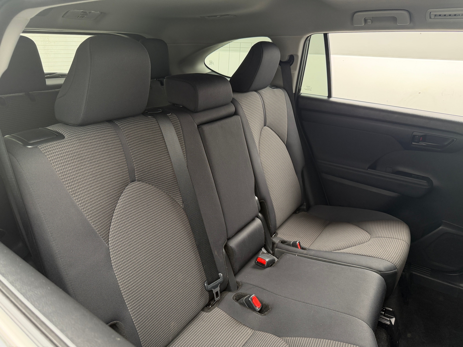 Thumbnail: 2024 Toyota Highlander - 6